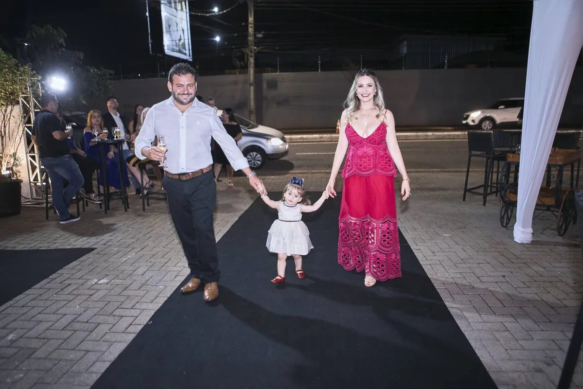 Jonatas Cunha, Silvana Januário e a pequena Maria Victoria Cunha