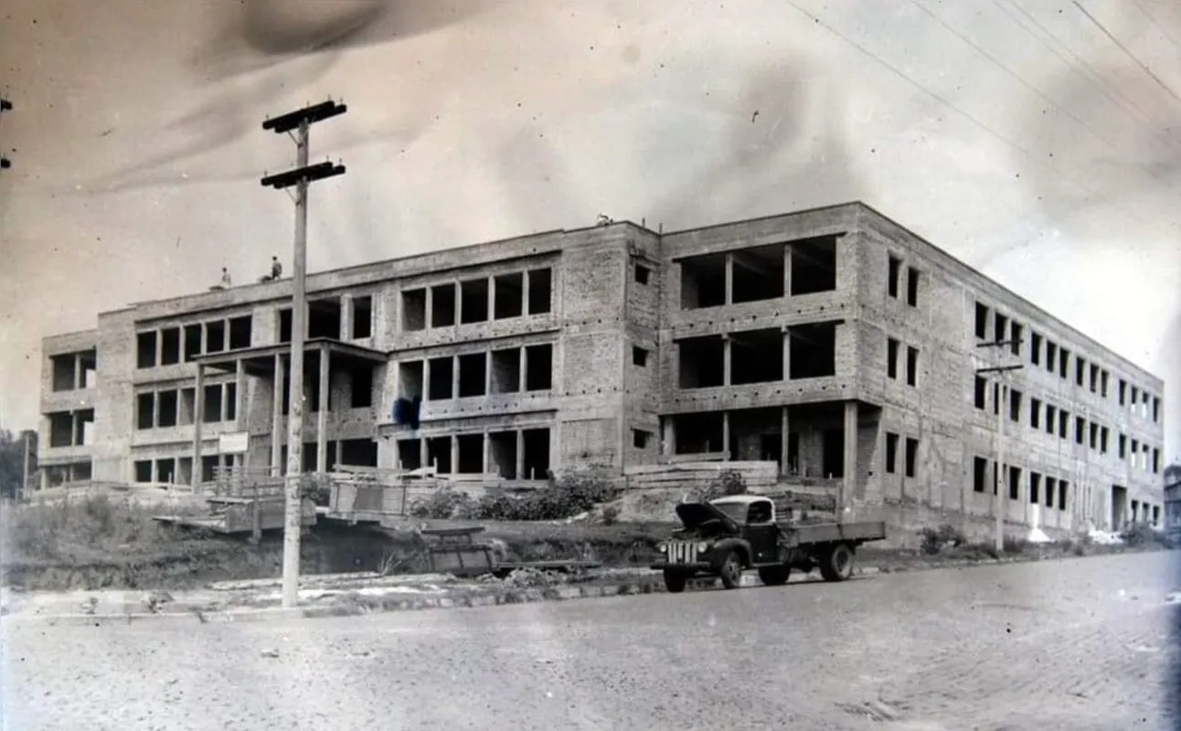 Imagem ilustrativa da imagem PG antes e depois: quando a UEPG era ‘Edifício das Faculdades’