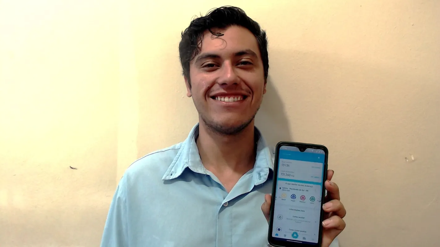 O jovem paranaense Daniel Attilo Zanchin dos Santos, idealizador do aplicativo 'Recicla Aí'