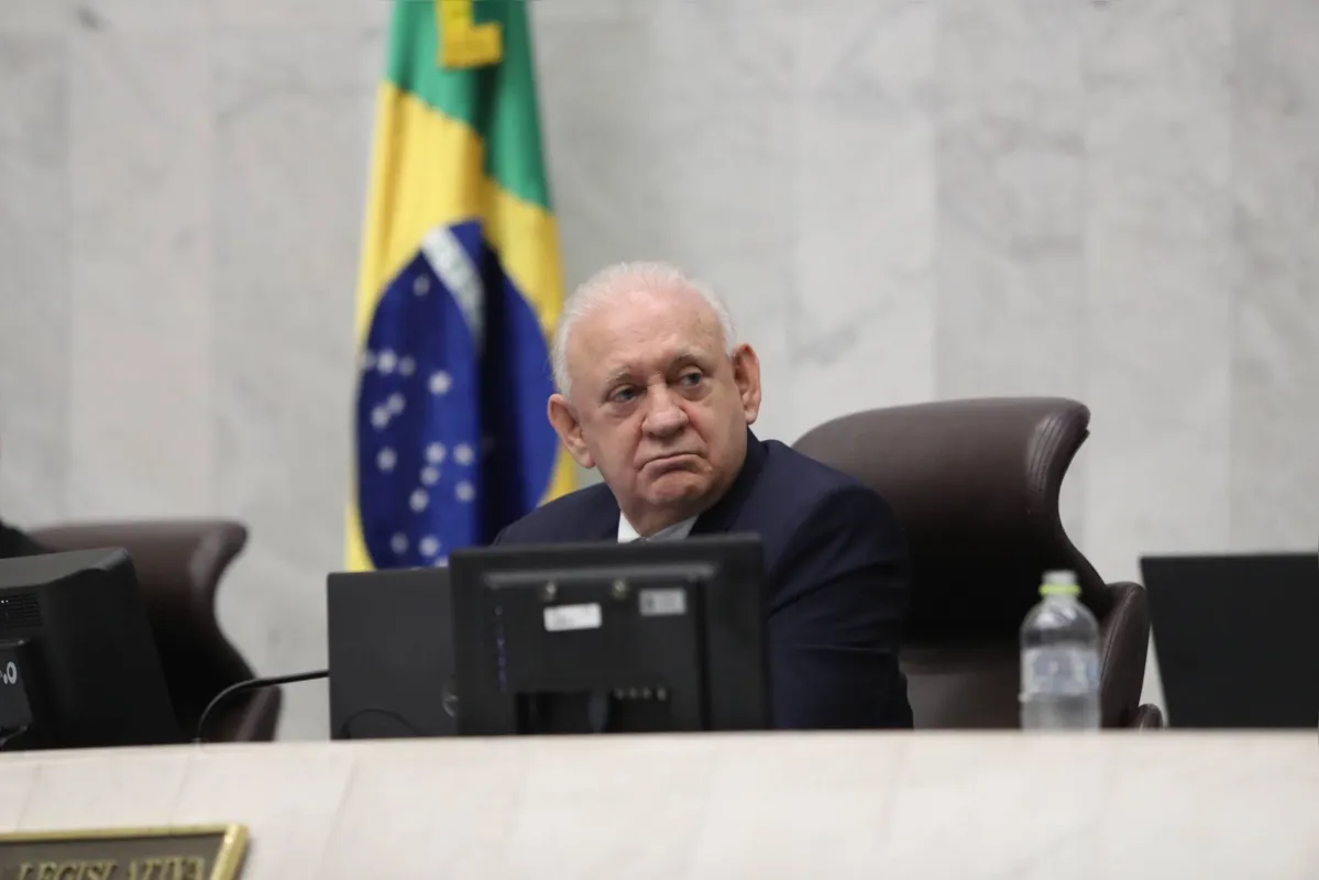 A Justiça colocou novamente sob sigilo as provas que envolveriam o presidente da Assembleia Legislativa, Ademar Traiano (foto) e o ex-deputado estadual Plauto Miró