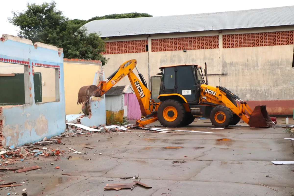 Imagem ilustrativa da imagem Prefeitura  adotará  construção modular para reforma de escola em Arapongas