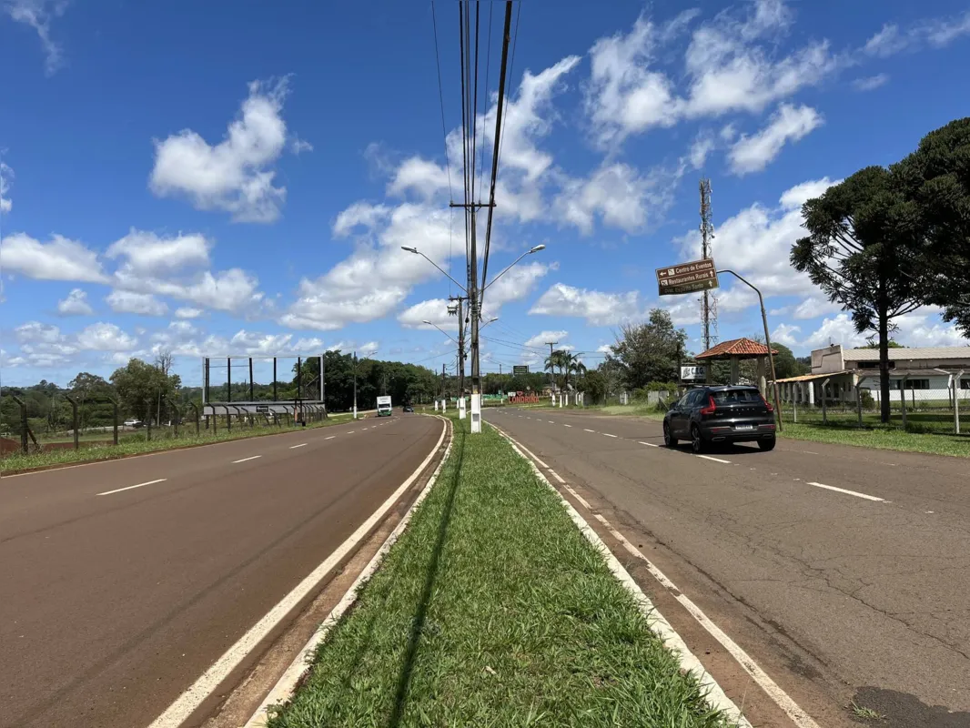 Rodovia é o principal corredor de tráfego de veículos de moradores dos distritos rurais e dos condomínios, sendo usados também para o escoamento da produção agrícola