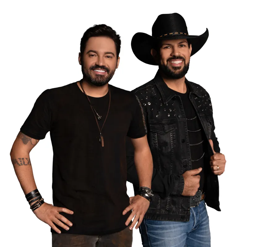 Fernando & Sorocaba: dupla traz o melhor do sertanejo universitário ao Parque de Exposições  no penúltimo dia de shows