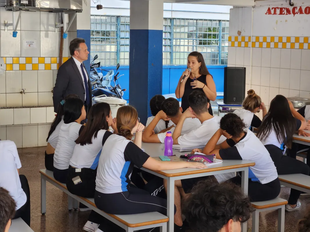 Okçana Battini, diretora do Colégio Rio Branco diz que ação foi muito importante por aproximar e dar sensação de pertencimento aos alunos