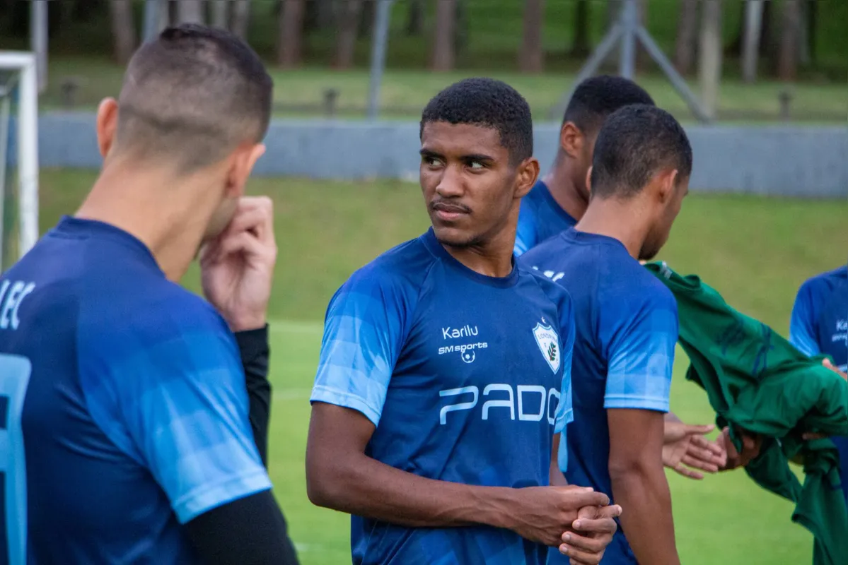 Revelação da base, Danilo Peu será uma das novidades no ataque do Londrina para o duelo com o CRB