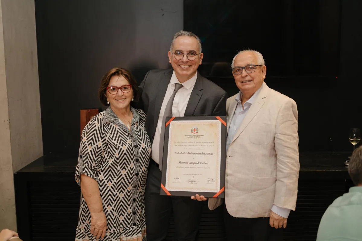 Alexandre Canheu com os pais Antonio Canheu Filho e Edna Casagrande Canheu