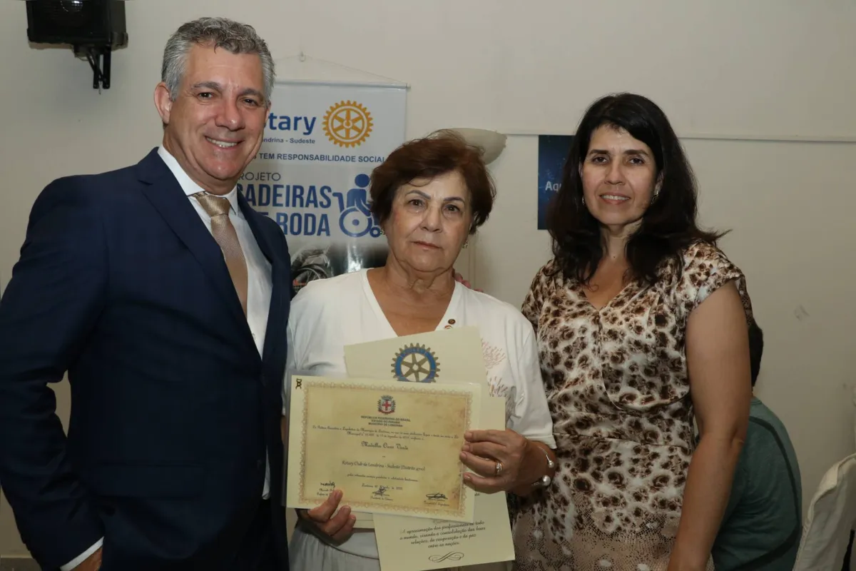A nova companheira do RCL Sudeste, Maria Aparecida Orlando, Paulo Pimenta, presidente do Clube e sua esposa Natasha J. de Carvalho