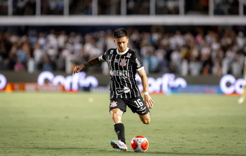 O meia argentino Rodrigo Garro estreou pelo Timão no clássico contra o Santos: jogador é a principal contratação do Corinthians para a temporada