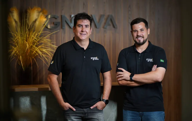 Ronan e Fernando oferecem, com a Gnova, soluções inovadoras e suporte contínuo aos agricultores e empresas do setor