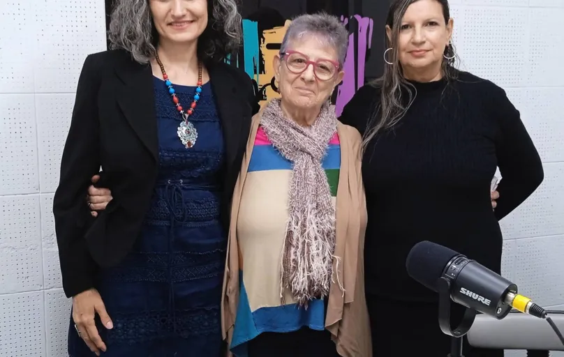 Sonia Pascolati, Mira Roxo e Célia Musilli participam neste domingo (10) da homenagem a Nitis Jacon resgatando memórias e experiências sobre a trajetória da criadora do Filo