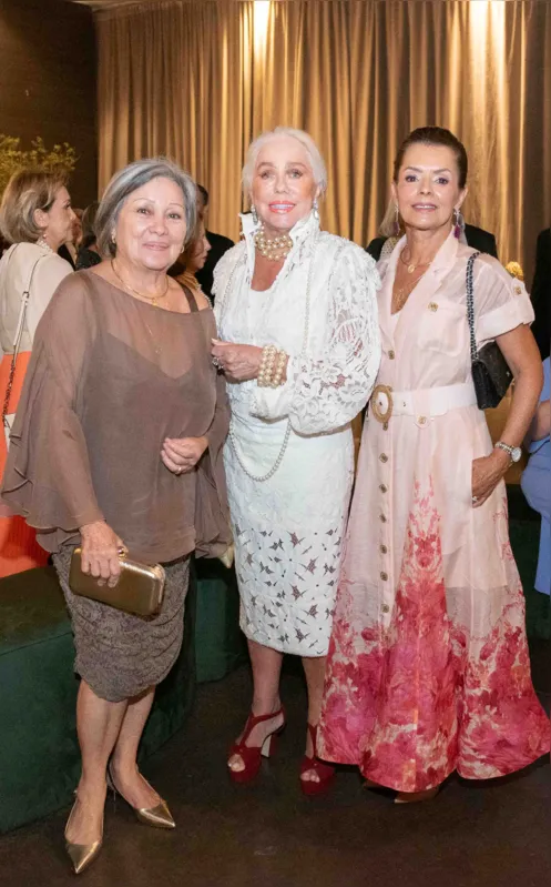 Mirian Miyamoto, Marilena Rocha e a presidente do Grupo de Apoio Pró-Vida, Rita Feio Ribeiro