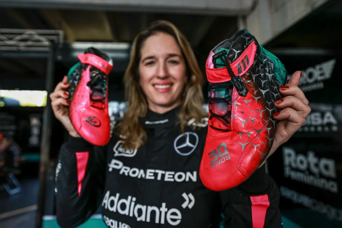 Me sinto uma piloto privilegiada de ter chegado em categorias internacionais e ter sido a primeira a ganhar em muitas categorias", afirma Bia Figueiredo
