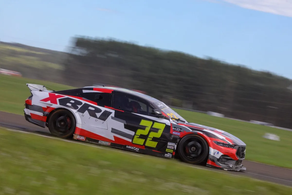 Carro do piloto Victor Andrade: Nascar terá corrida noturna no sábado em Londrina