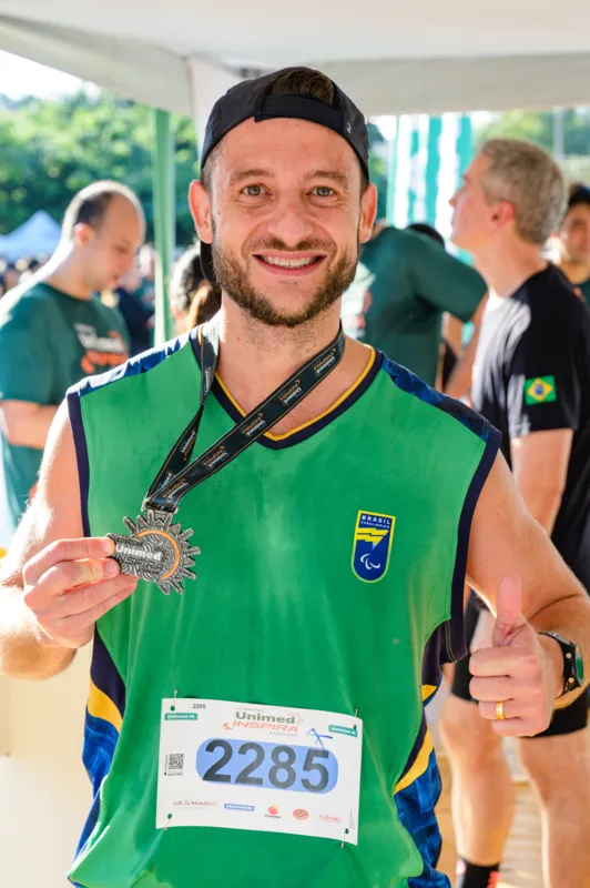 Dr. Adriano Ribeiro
