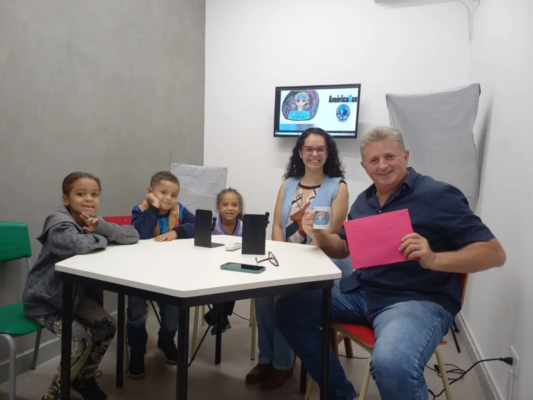 Imagem ilustrativa da imagem Escolas municipais preparam alunos para se comunicar