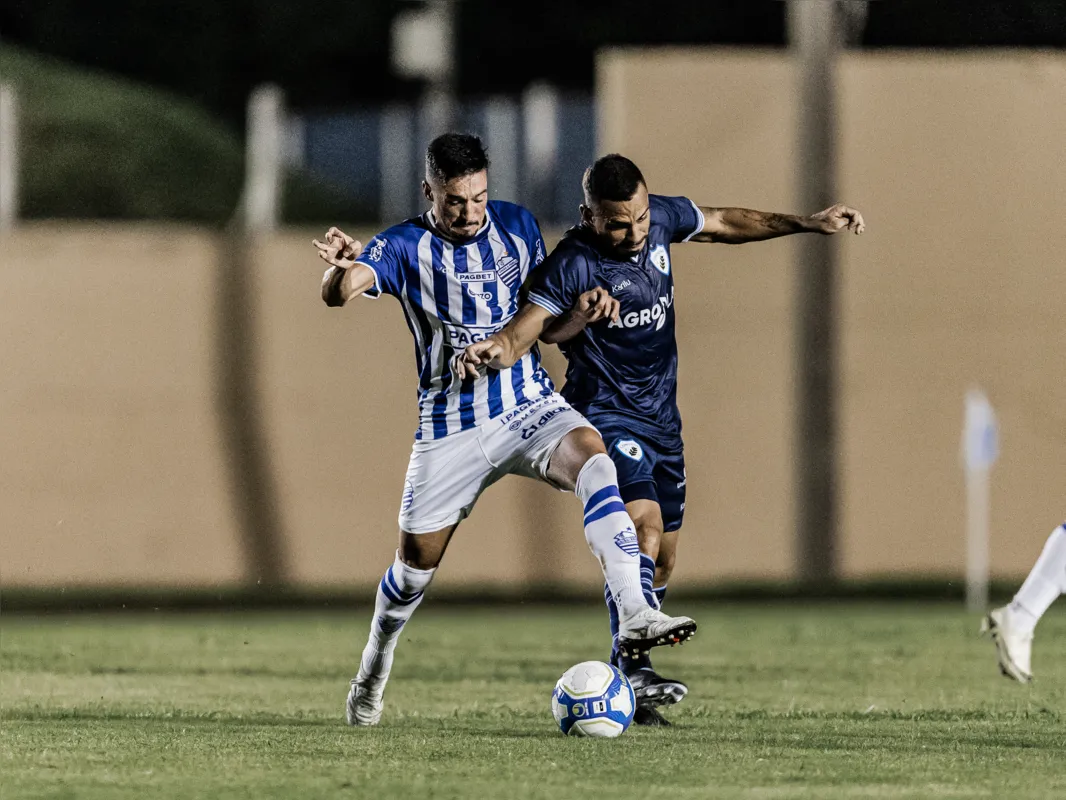 Londrina e CSA fizeram jogo equilibrado e empate não foi bom para nenhum dos dois, que seguem ente os últimos da Série C