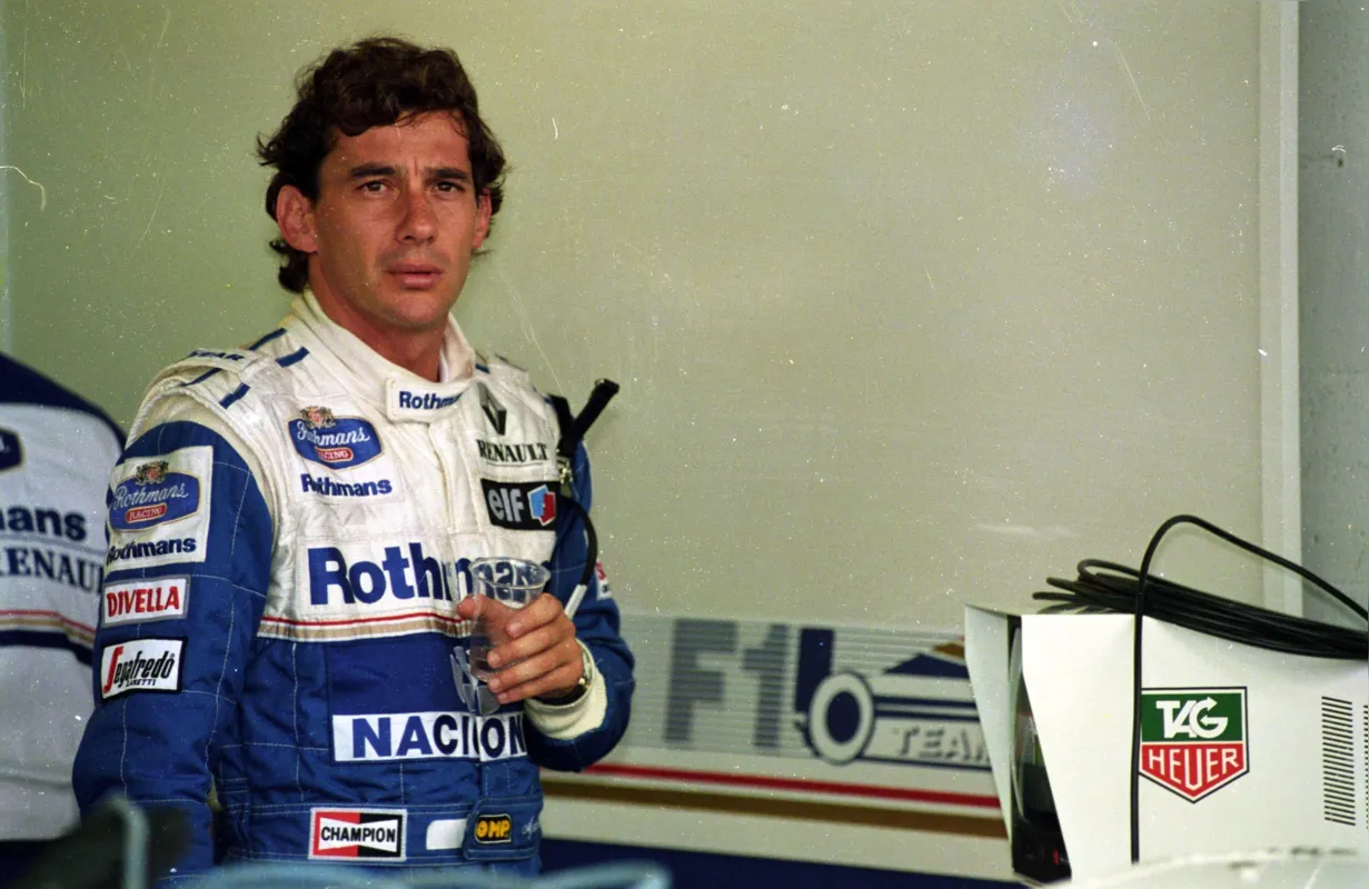 Morto em trágico acidente em 1º de maio de 1994 em Ímola, Aryton Senna tem seu legado preservado pela família pela Senna Brands