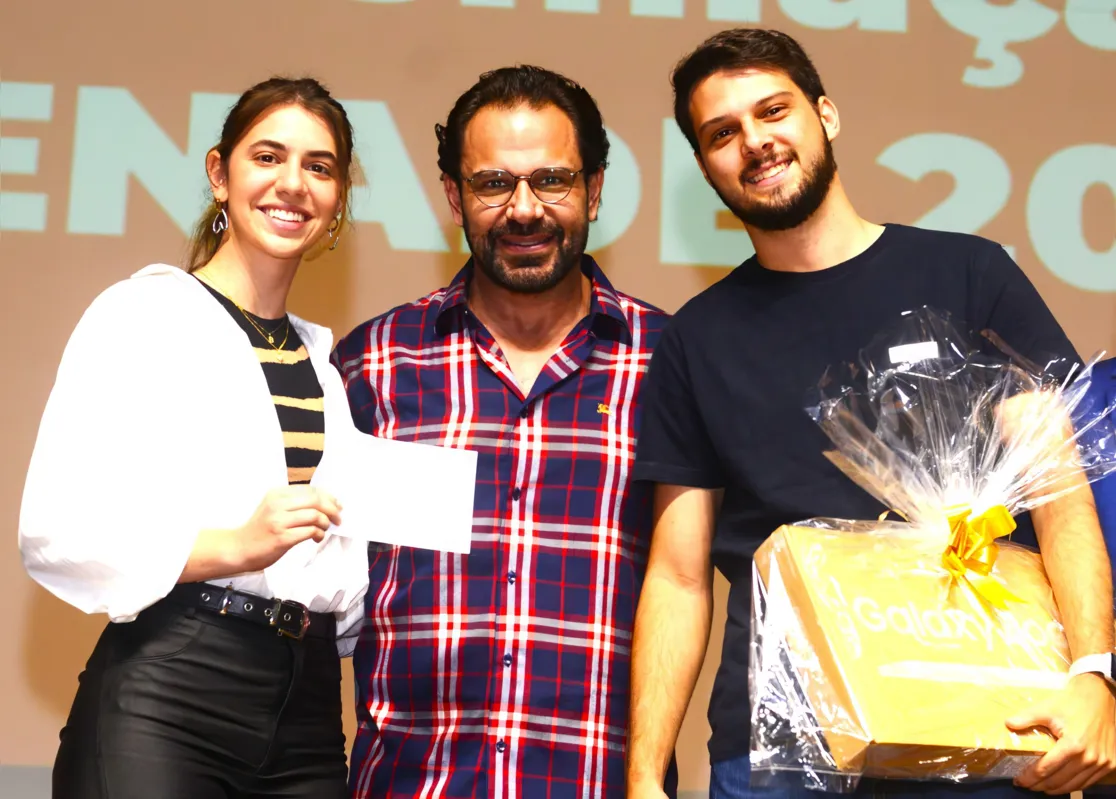 Agronomia: Bianca Bondezam Fior, coordenador Fábio Suano de Souza e Thiago Henrique Costa