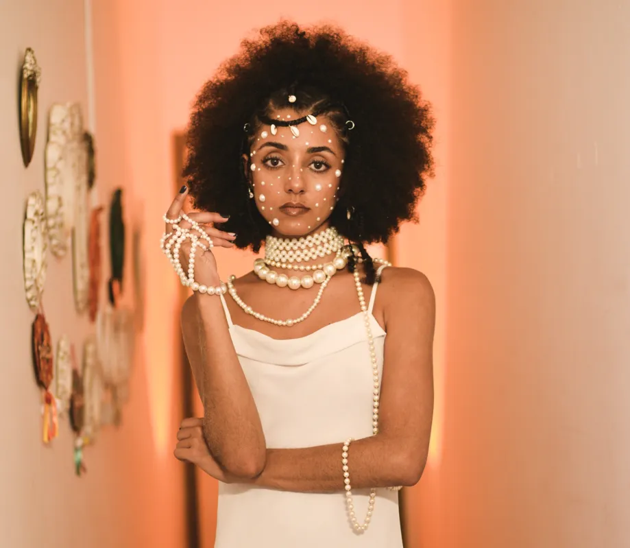 Luli ocupa vários tipos de palcos, além de rapper, ela já fez cinema e teatro