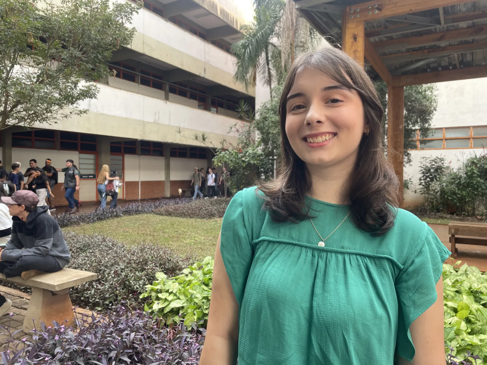 “Eu amo muito Londrina e amo a UEL também”, diz.