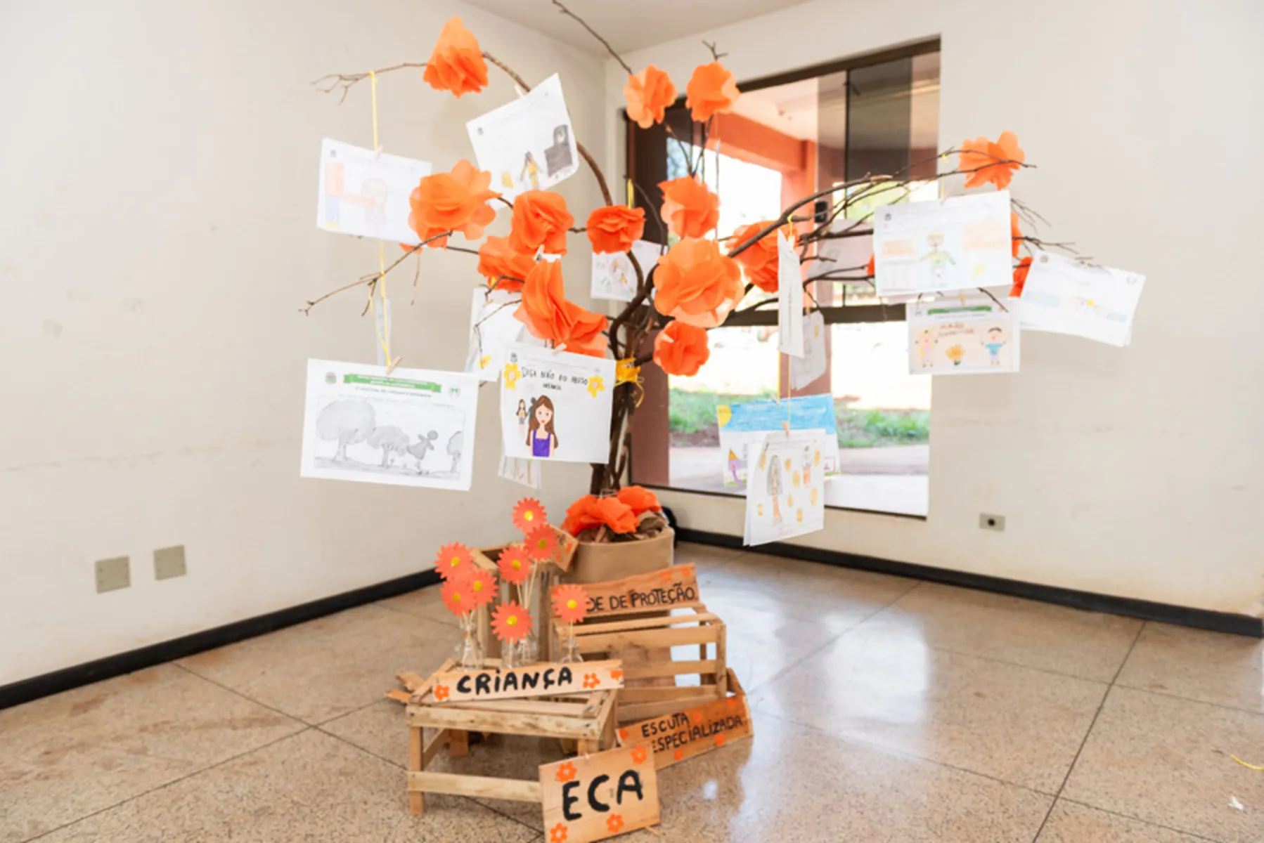 Imagem ilustrativa da imagem UENP capacita professores sobre prevenção e enfrentamento da violência infantil
