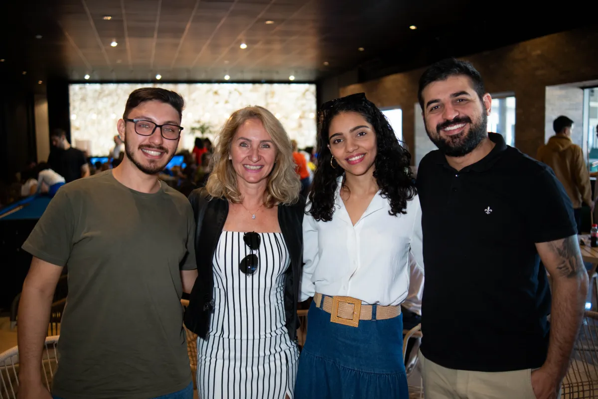 Arley Gianini, Luciana Gianini, Rafaela Arioso e Luan Olivato