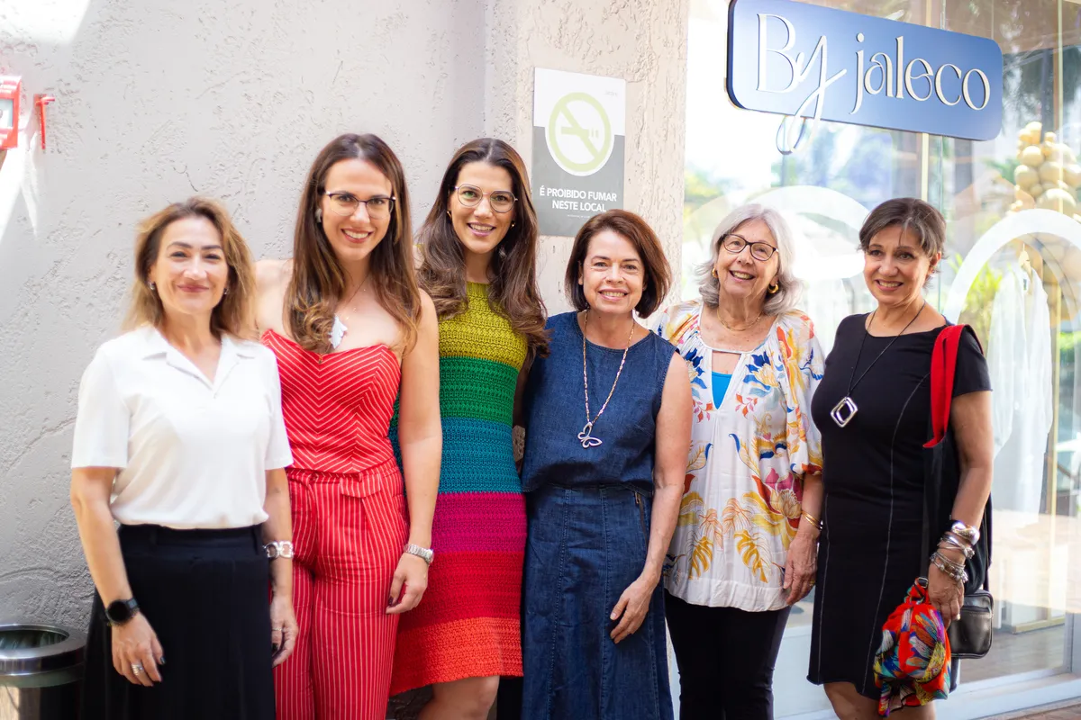 Lolyane Guerreiro, Larissa Calsavara, Melissa Calsavara, Denise Barros, Gleide Ferrarezi e Jaqueline Console