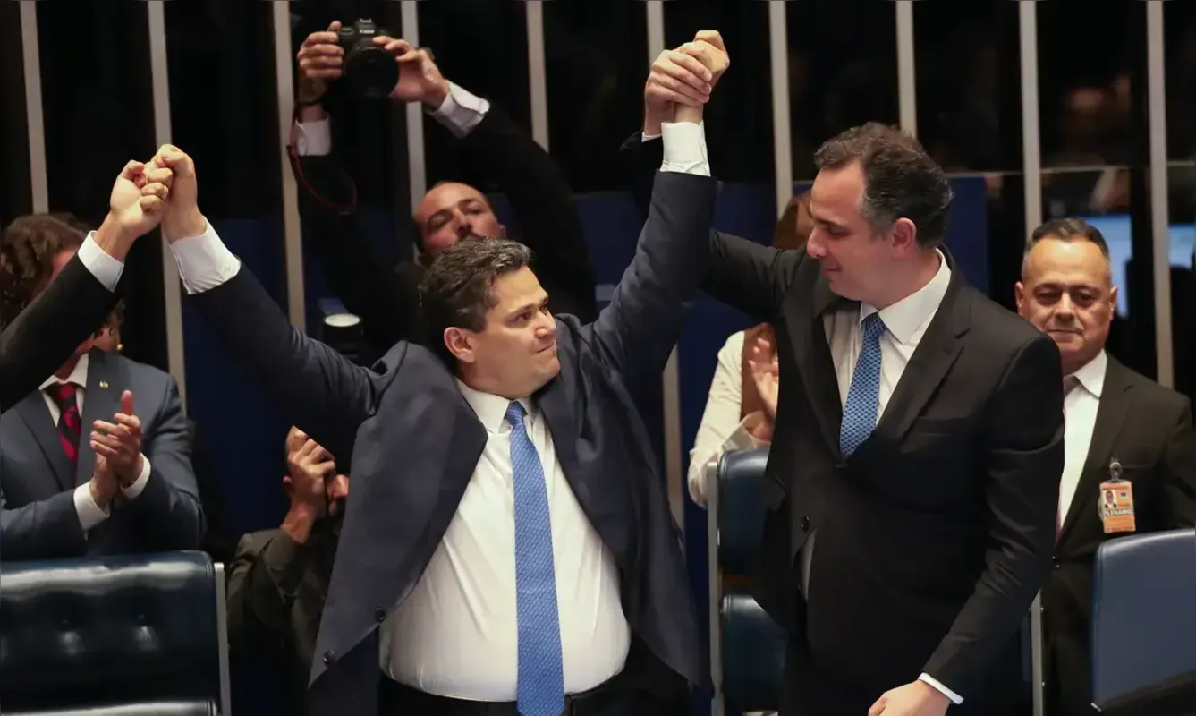 O senador Davi Alcolumbre recebeu 73 votos de um total de 81