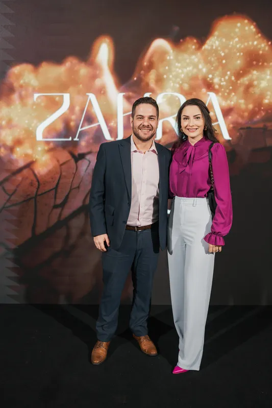 Caio Perezin e Nathália Reche