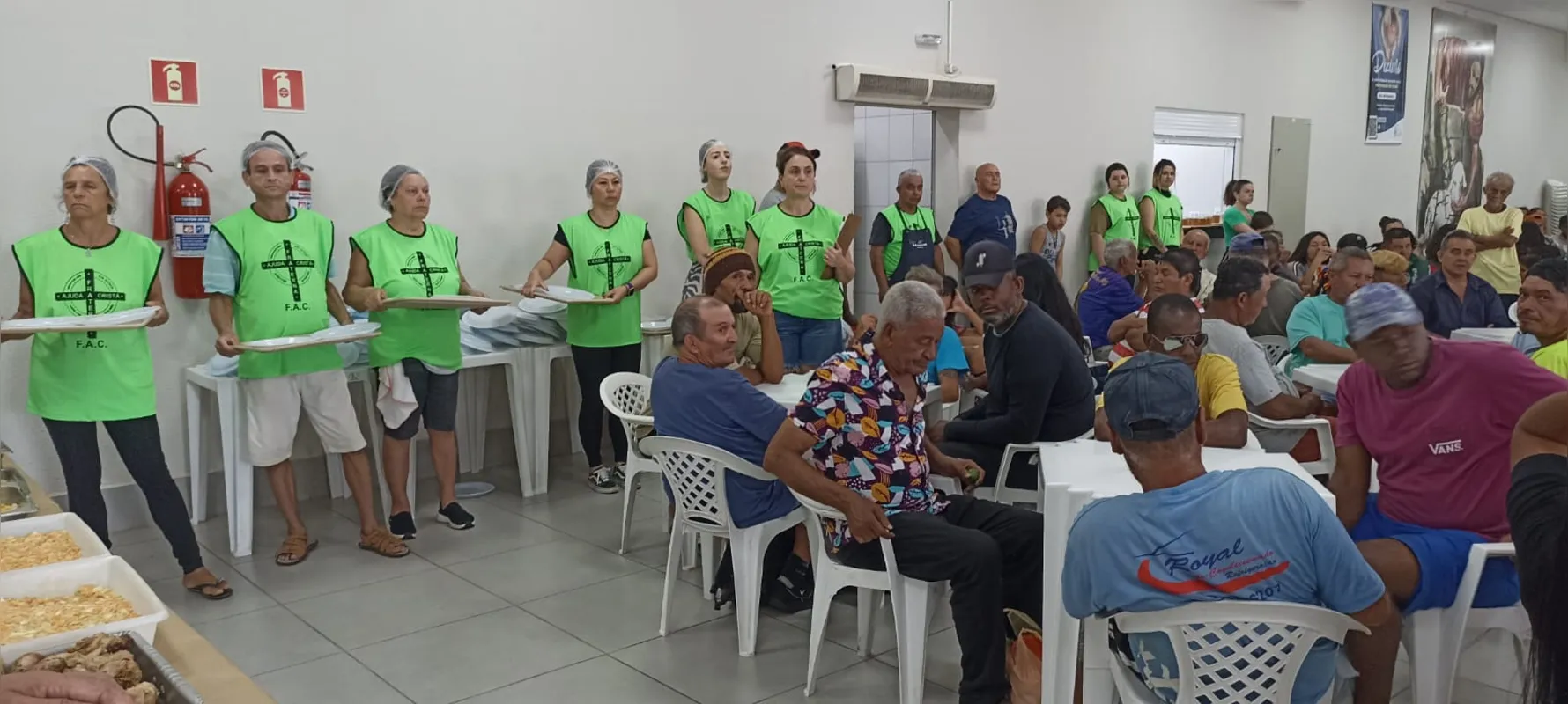 Imagem ilustrativa da imagem Amor ao próximo e gratidão marcam Natal em Londrina