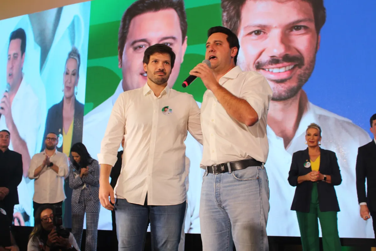 Imagem ilustrativa da imagem Ao lado de Ratinho Junior, Tiago Amaral lança candidatura a prefeito