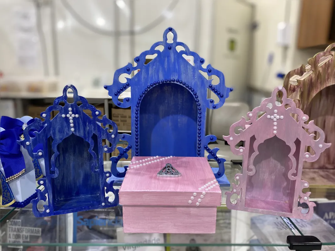 Imagem ilustrativa da imagem Artesãs locais produzem peças o Bazar do Santuário da Vila Nova