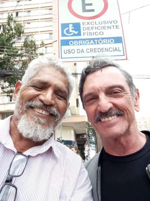 O ator londrinense Paulo Castro com Paulo Miklos, que é também integrante da banda Titãs, antes das gravações