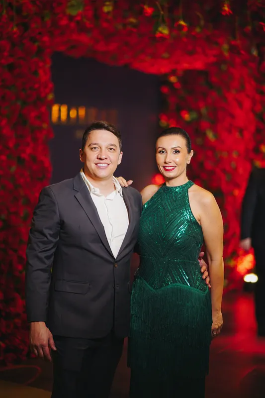 Douglas Prux e Mariana Clementino