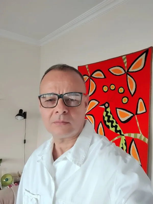 O arquiteto e professor da UEL Manfreid Martinez: “A casa reflete nossa visão de mundo”