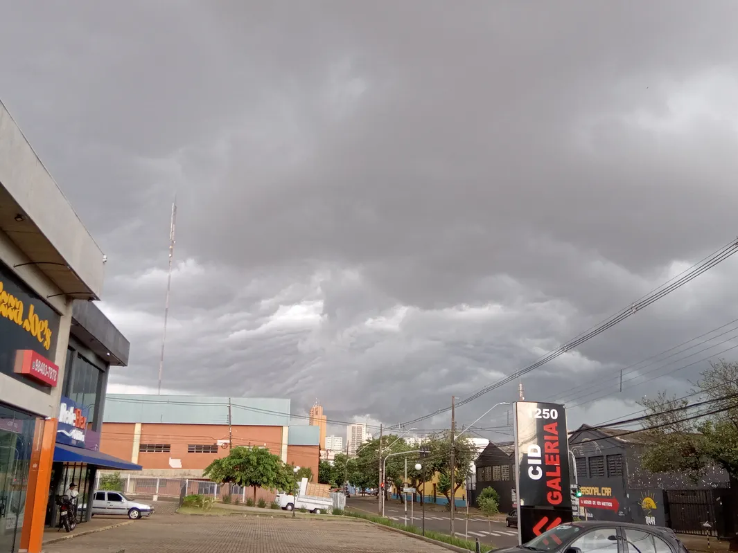 Imagem ilustrativa da imagem Bolsão de calor