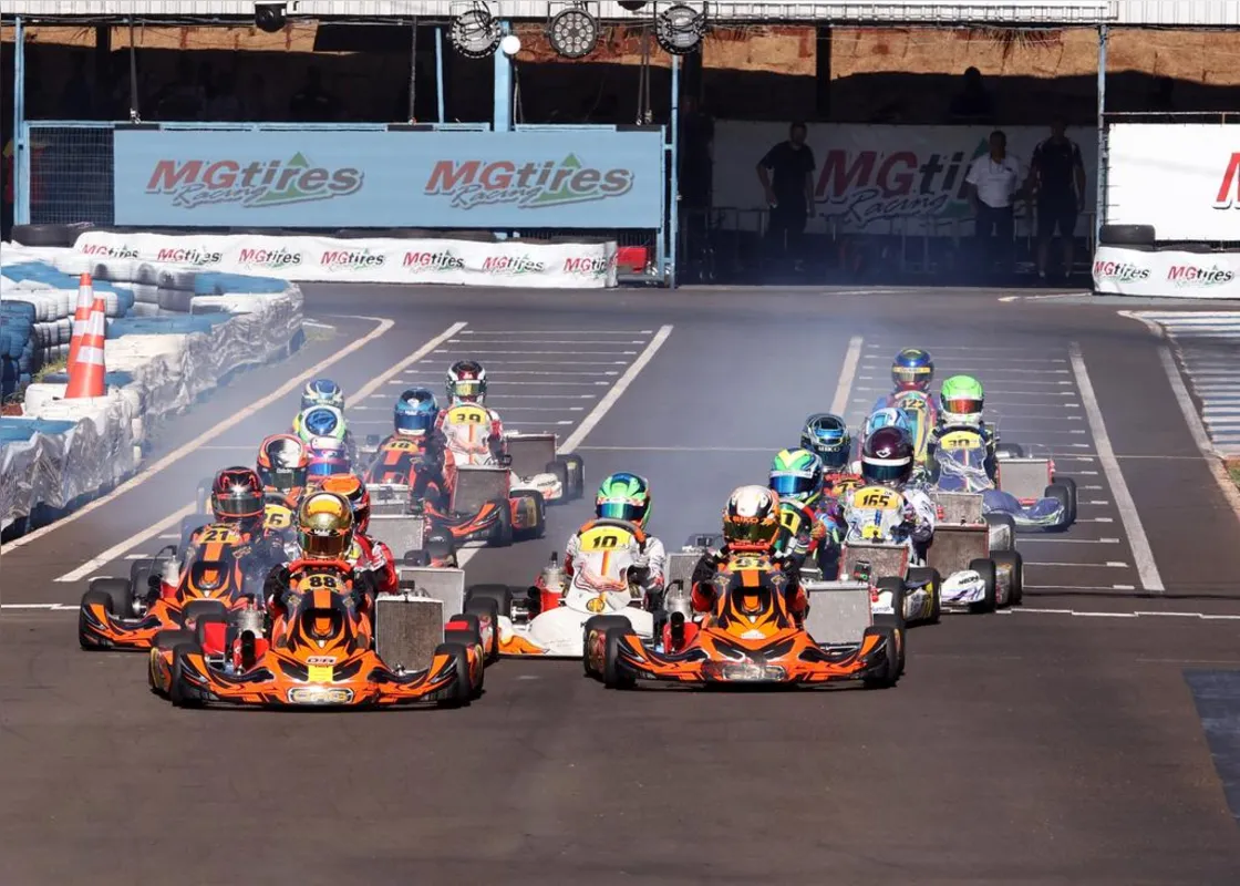 Brasileiro de Kart movimentou o kartódromo de Londrina na última semana com mais de 180 pilotos de 17 estados