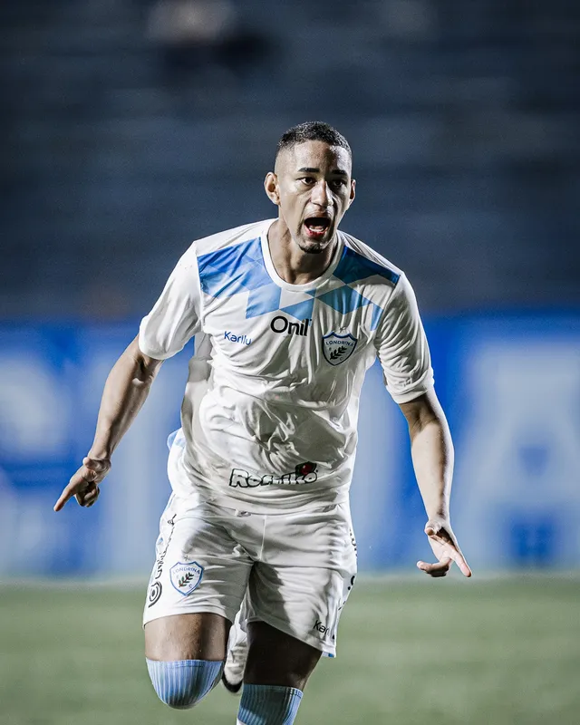 “A sensação é inexplicável, nem sabia como comemorar. Eu saí correndo. A gratidão é eterna, obrigado por tudo, nem sei o que falar”, afirmou Caio ao final do jogo
