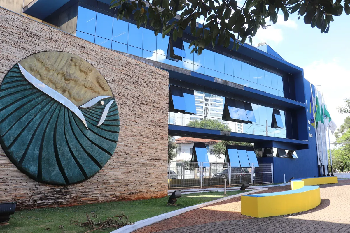 Imagem ilustrativa da imagem Cambé e Arapongas alertam para golpe do alvará de funcionamento