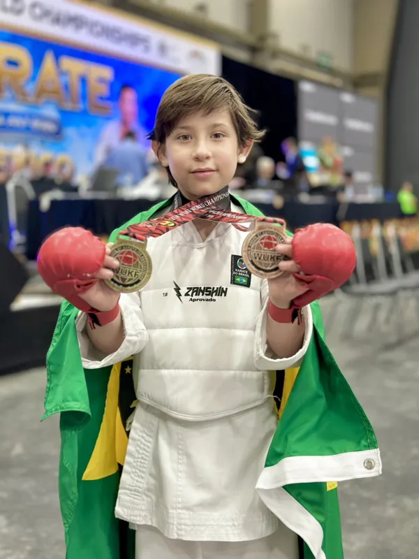 Imagem ilustrativa da imagem Com oito anos de idade, Lorenzo Morikawa é o novo campeão mundial de caratê