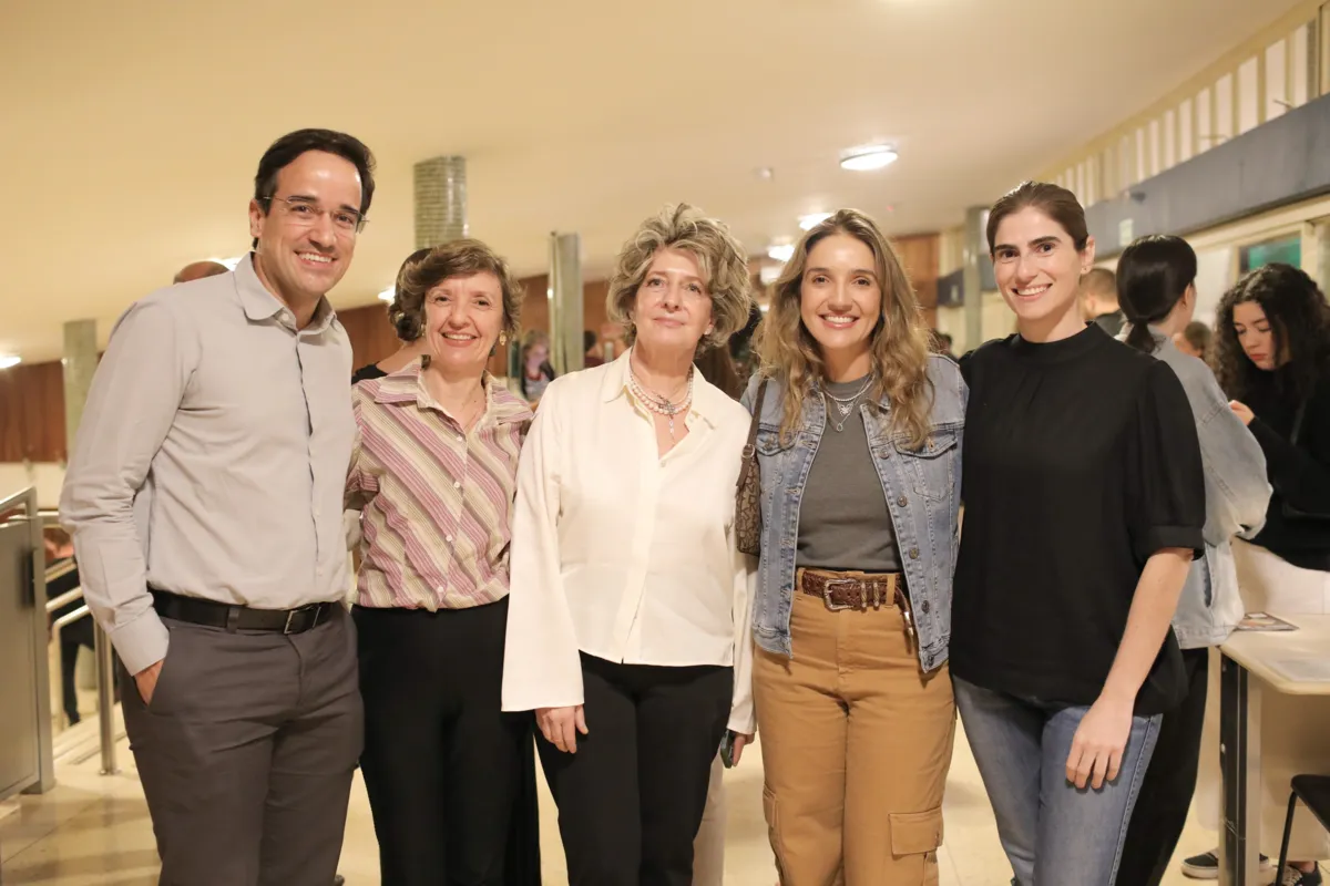 Fabio Mansano, Patrícia Zanin, Irina Ratcheva, Roberta Alves Nunes Mansano e Maria Dequech