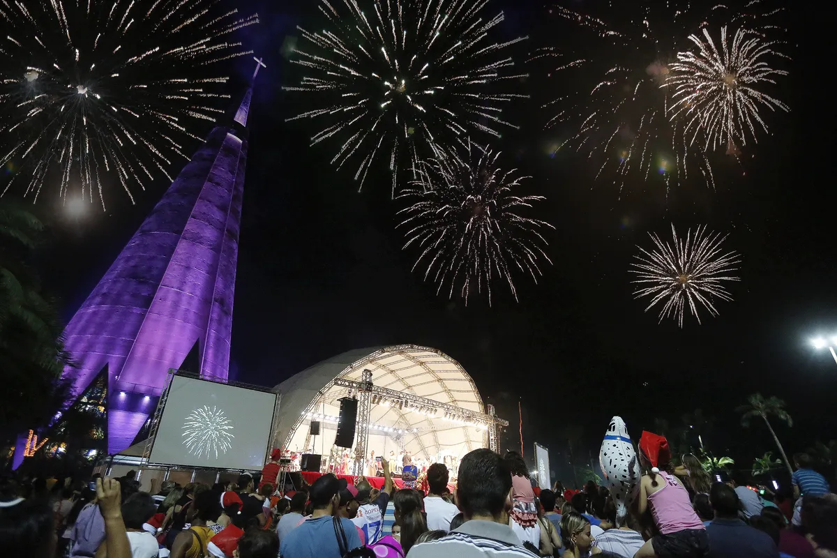 Imagem ilustrativa da imagem Cidades do Paraná organizam grandes programações de Natal