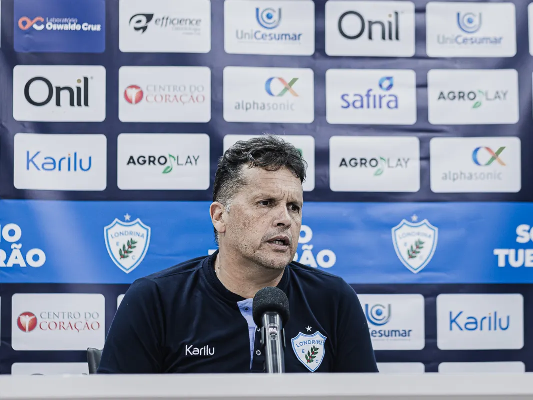 Claudinei Oliveira explicou ausência em coletiva após a classificação contra o Náutico: "Os protagonistas são os jogadores e a festa tem que ser deles"