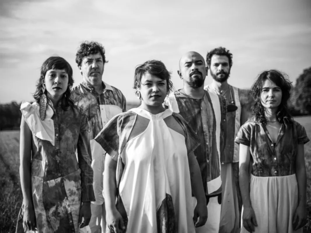 Caburé Canela: banda londrinense que mistura influências musicais, se apresenta no sábado (15) no Barbearia
