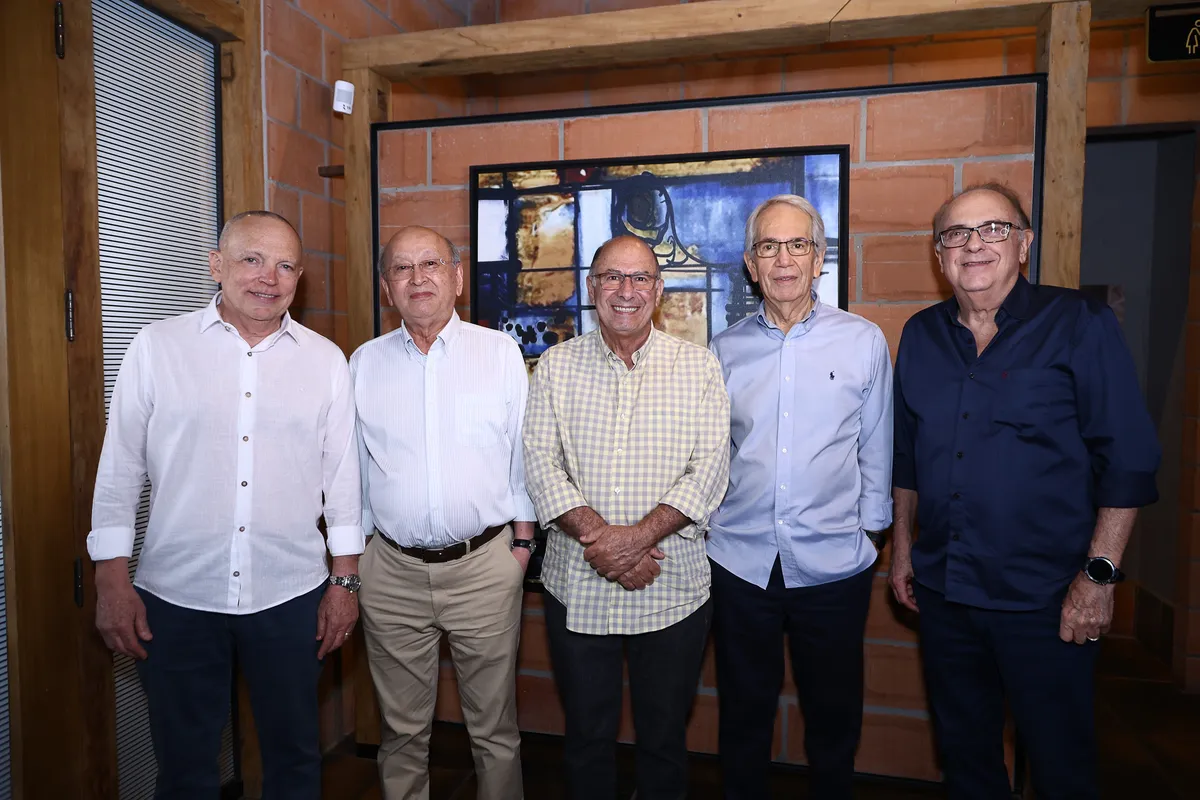Dr. Odair Lopes, Dr. Nobuaqui Hasegawa, Dr. Sadi Isper, Dr. Agenor Paes de Melo e Dr. Sergio Pacheco.
