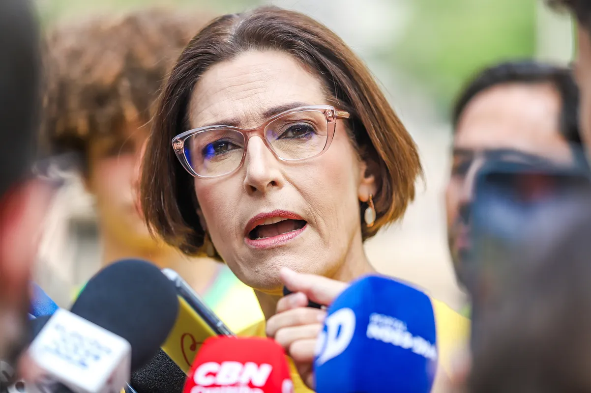 A surpresa na disputa deste ano foi a apresentadora e comentarista Cristina Graeml, que, sem tempo de televisão e filiada a um partido nanico, cresceu na reta final da disputa