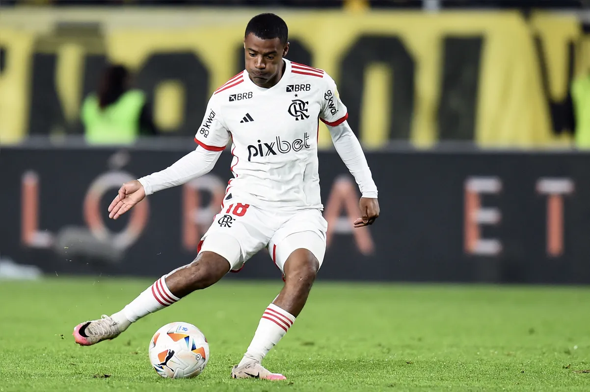 Imagem ilustrativa da imagem Em clima tenso, Flamengo e Corinthians iniciam luta por final