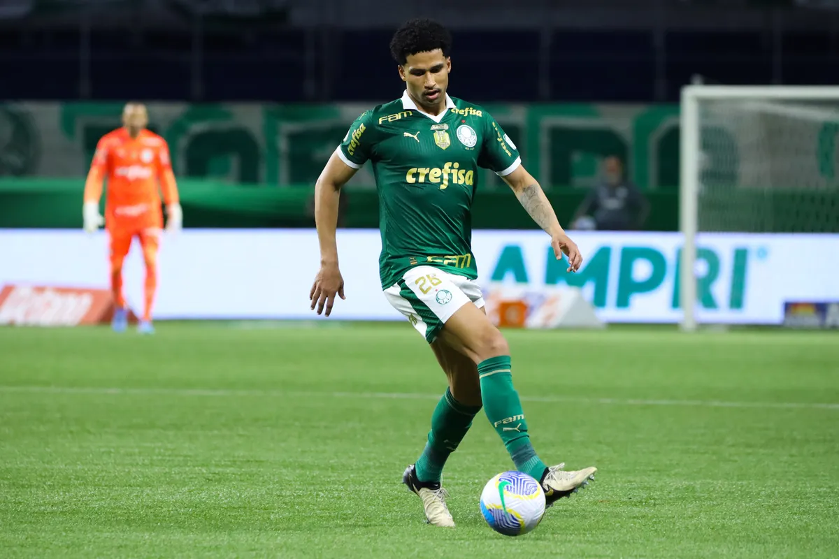Com a volta do zagueiro Murilo, o Palmeiras terá força máxima para a 'final' antecipada nesta terça-feira diante do Botafogo, no Allianz Parque