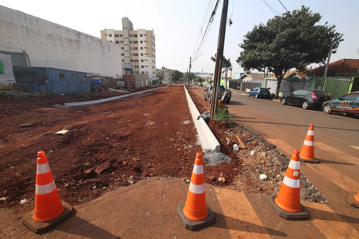 Imagem ilustrativa da imagem Empresa é notificada por atraso em obra na rua Itajaí