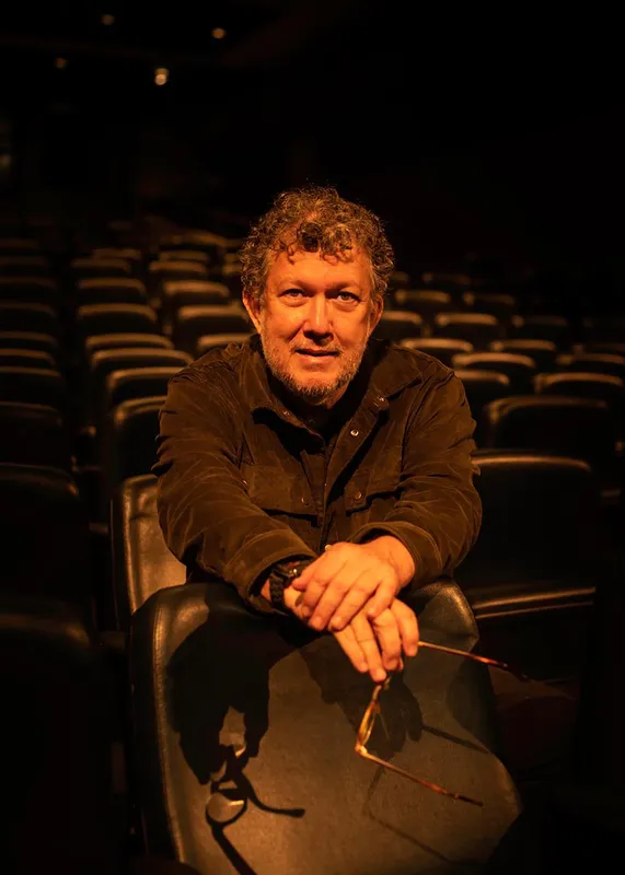 Paulo de Moraes: "Brás Cubas é um dos personagens mais icônicos da literatura brasileira, tratar de um personagem assim, um recordista de fracassos, era muito sedutor"
